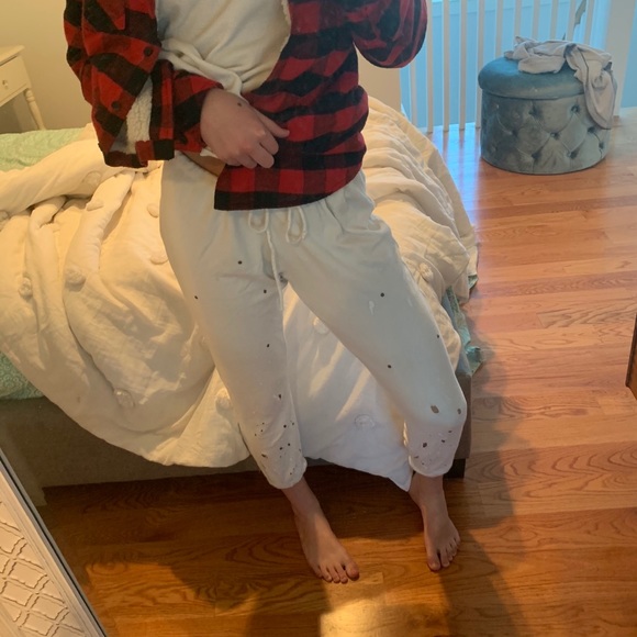 Distressed joggers - Picture 4 of 9